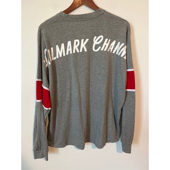 HALLMARK Gray Hallmark Channel Christmas Movies Long Sleeve TShirt Spirit Jersey - Picture 4 of 5
